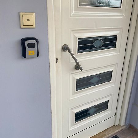 New Lovely Apartment In Heraklion Exteriör bild